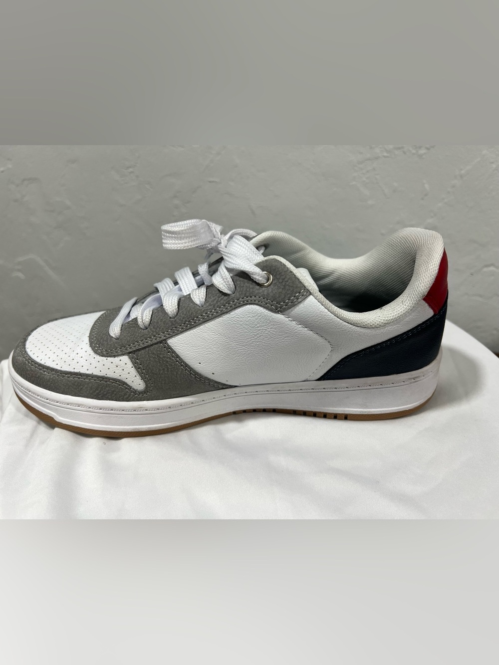 Levi's Footwear / Sneaker Drive Lo KIDS Size 6M 520-53721 - Picture 4 of 16